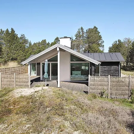 Tranquil Retreat In Nature - By Traum